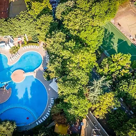 Ralitsa Aquaclub 4*